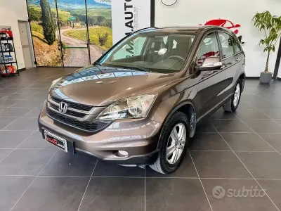 Usata Honda CR-V Elegance 150 CV (110 kW) 2011 Marrone SUV