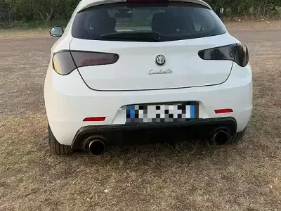 Usata Alfa Romeo Giulietta 109 CV (80 kW) 2015 Utilitaria