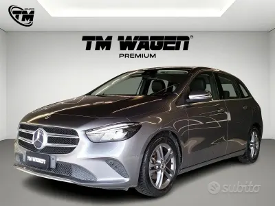 Käytetty Mercedes B180 Business 116 HP (85 kW) 2020 Harmaa Tila-auto