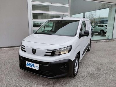 Usata Peugeot Partner 77 CV (56 kW) 2024 Bianco Monovolume