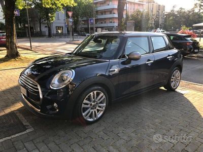 usata Mini Cooper D 1.5Hype 5 porte 7 seven