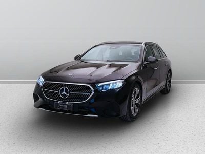 Usata Mercedes 220 Advanced 197 CV (144 kW) 2024 Nero ossidiana metallizzato Station wagon