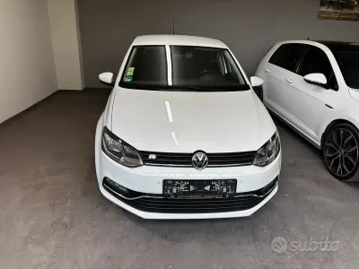 Usata VW Polo R-line 54 CV (39 kW) 2016 Bianco Berlina