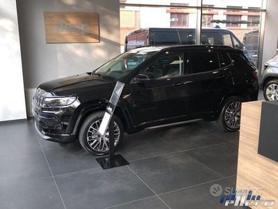 Nuova Jeep Compass Summit 130 CV (95 kW) 2025 SUV