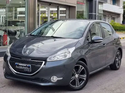 Begagnad Peugeot 208