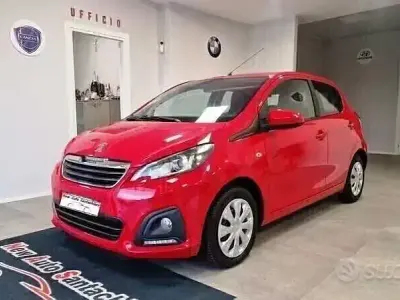 Usata Peugeot 108 Active 69 CV (50 kW) 2015 Rosso Berlina