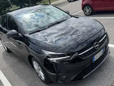 Usata Opel Corsa Elegance 75 CV (55 kW) 2021 Nero Utilitaria