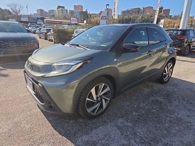 Usata Toyota Aygo X Lounge 72 CV (52 kW) 2022 Verde SUV