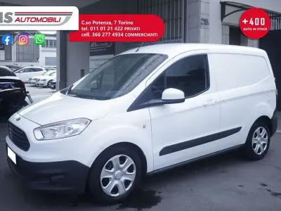 Usata Ford Transit Courier Trend 76 CV (55 kW) 2016 Bianco Furgone