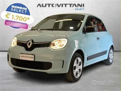 Usata Renault Twingo 60 kW (82 CV) 2023 Blu Utilitaria
