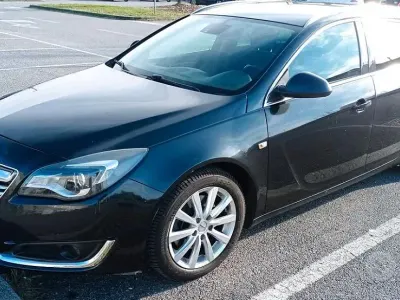 Usata Opel Insignia 131 CV (96 kW) 2015 Nero Station wagon