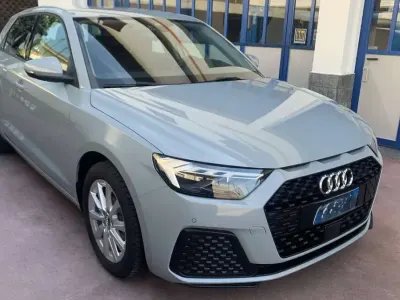 Usata Audi A1 Sportback Admired 110 CV (80 kW) 2022 Grigio Utilitaria