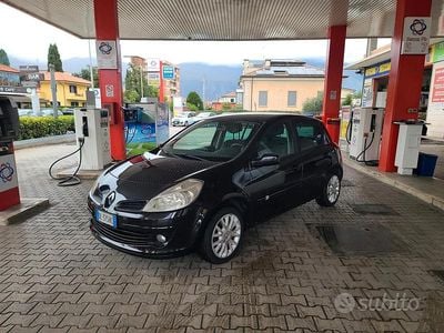 Nero Usata 2007 Renault Clio II Berlina | 2990 € (Buon prezzo)