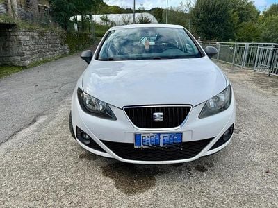 Usata Seat Ibiza Style 90 CV (66 kW) 2010 Bianco Berlina