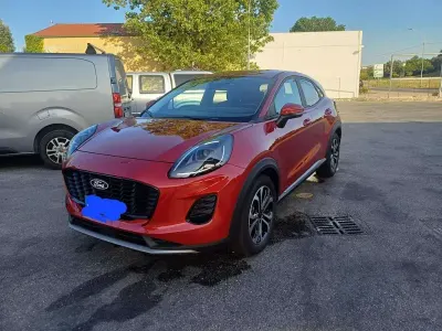 Usata Ford Puma Titanium 125 CV (91 kW) 2024 Rosso SUV