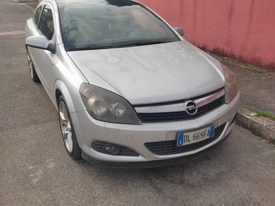 Opel Astra GTC