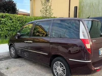 Usata Lancia Phedra