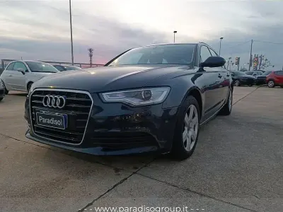 Gebraucht Audi A6 Ambiente 204 PS (150 kW) 2014 Schwarz Kombi