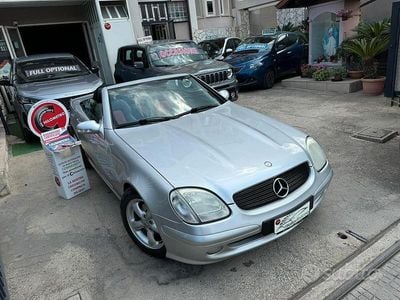 Grigio Usata 2003 Mercedes SLK200 Edition Cabrio | 9900 € (Molto cara)
