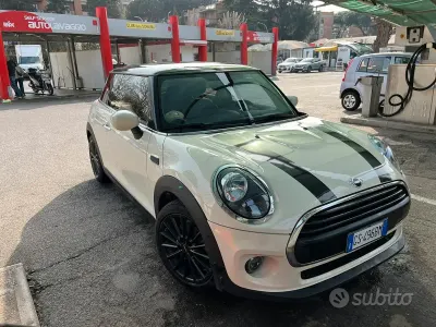 Usata Mini ONE 75 CV (55 kW) 2018 Bianco Utilitaria