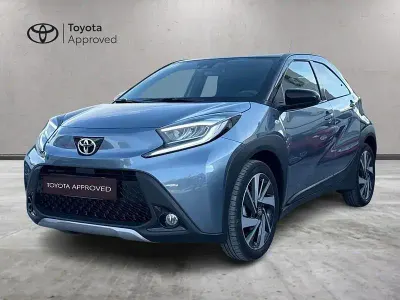 Usata Toyota Aygo X Lounge 72 CV (52 kW) 2025 Nero SUV