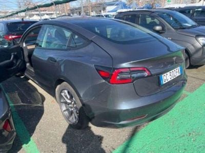 Begagnad Tesla Model 3 Long Range AWD 152 kW (208 HK) 2020 Grå Sedan