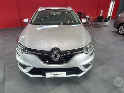 Usata Renault Mégane GrandTour 116 CV (85 kW) 2019 Argento Station wagon