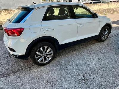 Usata VW T-Roc Business 116 CV (85 kW) 2020 Bianco SUV
