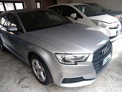 Usata Audi A3 Business 116 CV (85 kW) 2017 Grigio Berlina