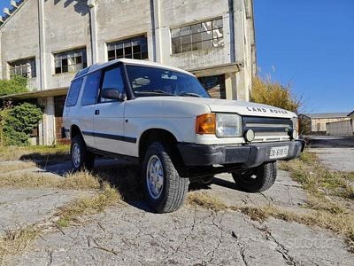 Usata Land Rover Discovery 2 113 CV (83 kW) 1998 Bianco SUV