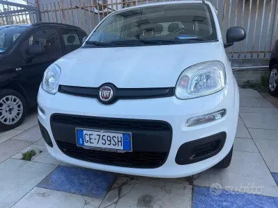 Usata Fiat Panda Lounge 80 CV (58 kW) 2021 Bianco Utilitaria