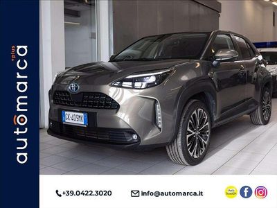 Usata Toyota Yaris Cross Lounge 116 CV (85 kW) 2022 Beige metallizzato SUV