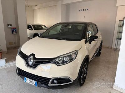 Usata Renault Captur 90 CV (66 kW) 2015 Bianco SUV