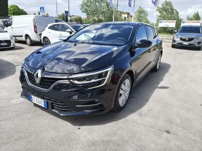 Usata Renault Mégane GrandTour Business 116 CV (85 kW) 2023 Nero Station wagon
