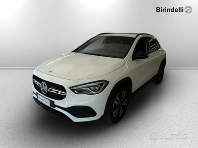 Usata Mercedes GLA200 150 CV (110 kW) 2020 Bianco SUV