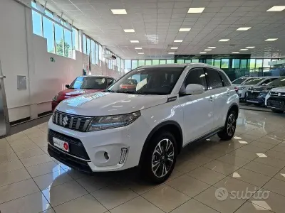 Usata Suzuki Vitara 129 CV (94 kW) 2023 Bianco SUV
