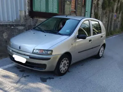 Brugt Fiat Punto 80 HK (58 kW) 2001 Sølv Hatchback