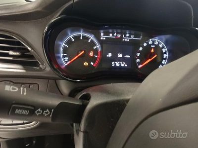 Usata Opel Karl 75 CV (55 kW) 2017 Nero Utilitaria