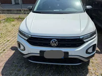 Usata VW T-Roc Life 150 CV (110 kW) 2023 Bianco SUV
