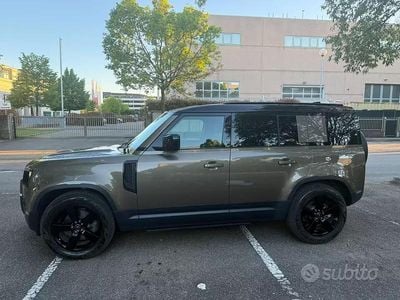 Gebraucht Land Rover Defender S 240 PS (176 kW) 2021 Grün SUV