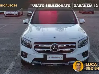 Usata Mercedes GLB200 150 CV (110 kW) 2021 Bianco SUV
