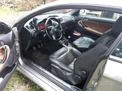 Usata Alfa Romeo GT 150 CV (110 kW) 2007 Grigio Coupé