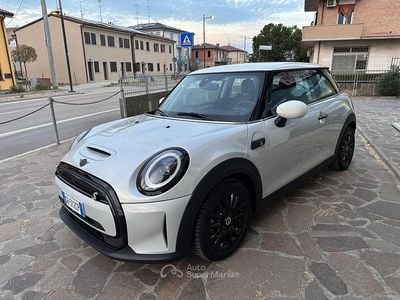 Argento Usata 2021 Mini Cooper SE Classic Utilitaria | 17.900 € (Molto cara)