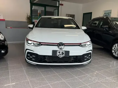 Usata VW Golf VIII GTI 245 CV (180 kW) 2020 Bianco Berlina