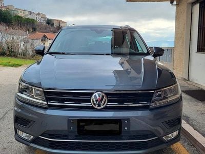 Usata VW Tiguan Executive 150 CV (110 kW) 2017 Grigio SUV