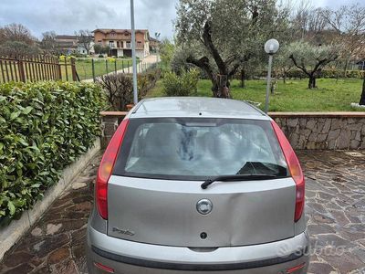 Usata Fiat Punto 2004 Utilitaria