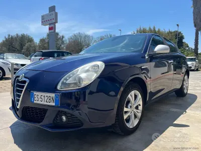 Occasion Alfa Romeo Giulietta Distinctive 105 ch (77 kW) 2013 Bleue Citadine