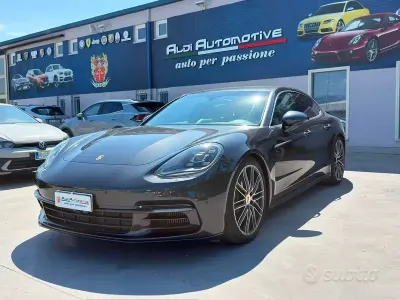 Usata Porsche Panamera 4S Diesel 422 CV (310 kW) 2017 Grigio Utilitaria