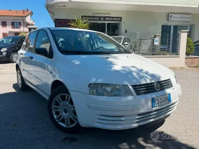 Occasion Fiat Stilo 80 ch (58 kW) 2004 Blanc Berline