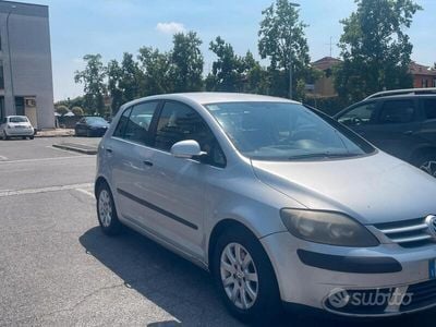 VW Golf V